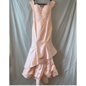 pink mermaid style dress w pink lace